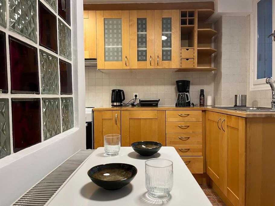 Cute Apartment At The Foot Of Lycabettus Hill Atene Esterno foto
